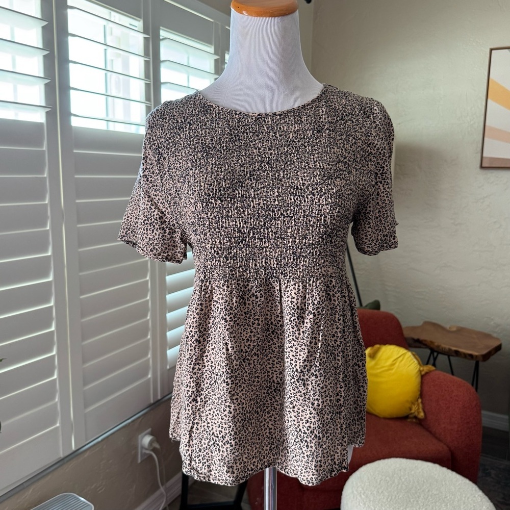 URBAN Romantics Brown and White Smocked Peplum Blouse
